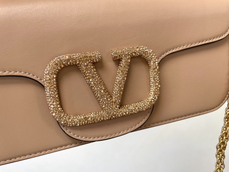 Va1e*ntin0 satchel bag